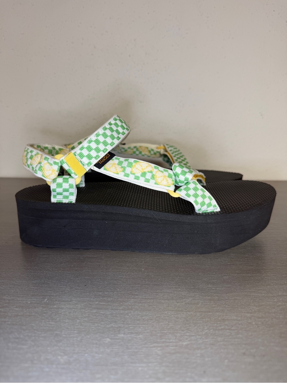 Teva Flatform Universal Platform Sandals Women’s Size 11 Yarrow Picnic Slice - Picture 2 of 10